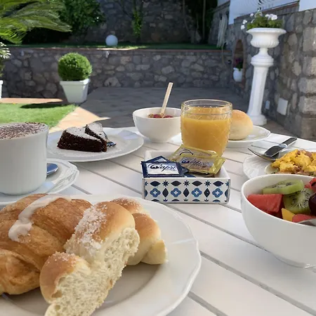 Oda ve Kahvaltı Bettola Del Re Boutique