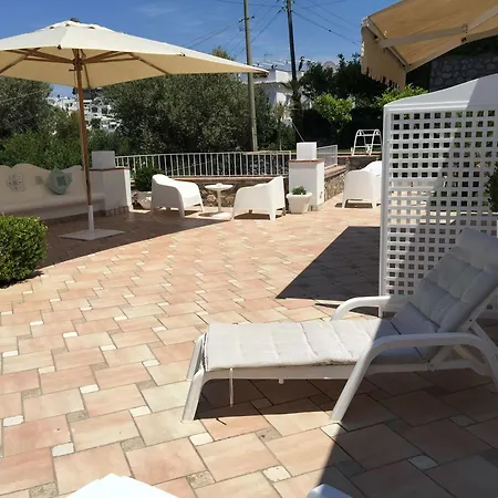 Oda ve Kahvaltı Bettola Del Re Boutique 4*