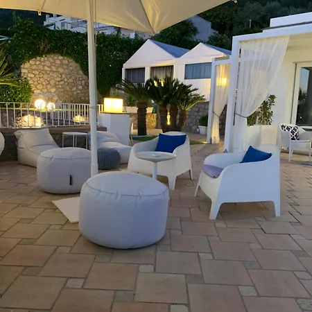 Oda ve Kahvaltı Bettola Del Re Boutique